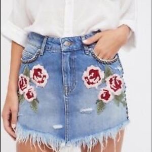Free People Floral Embroidered Denim Mini Skirt size 26